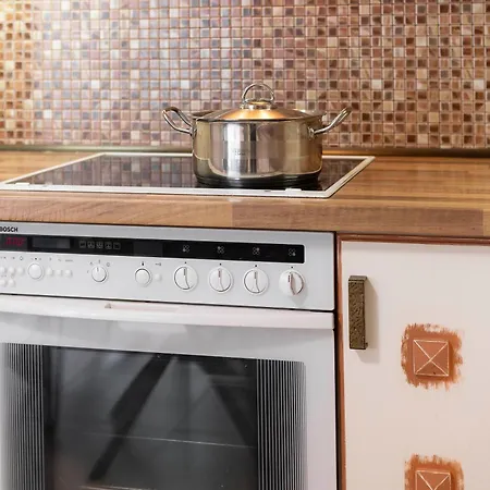 Roula's Апартаменты Флогита